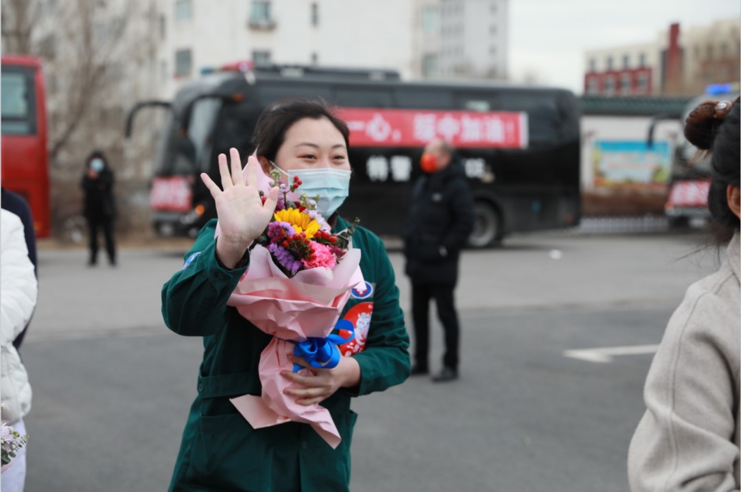 春暖花開，英雄歸來！葫蘆島市第二人民醫(yī)院支援綏中醫(yī)療隊凱旋而歸~(圖9)